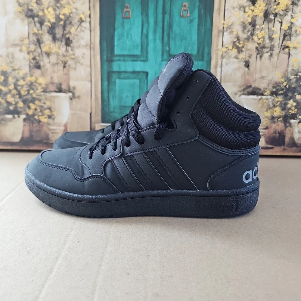 adidas Hoops 3.0 Mid Basketball Shoes Men's Size 8.5 Black on Black